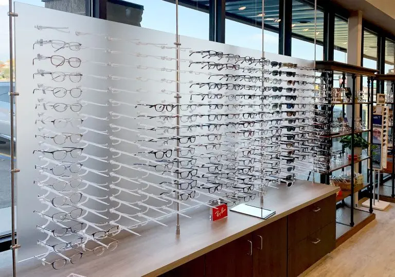 D2007 — Wall Panels for Eyewear Displays Suspended with 10mm Rod Display